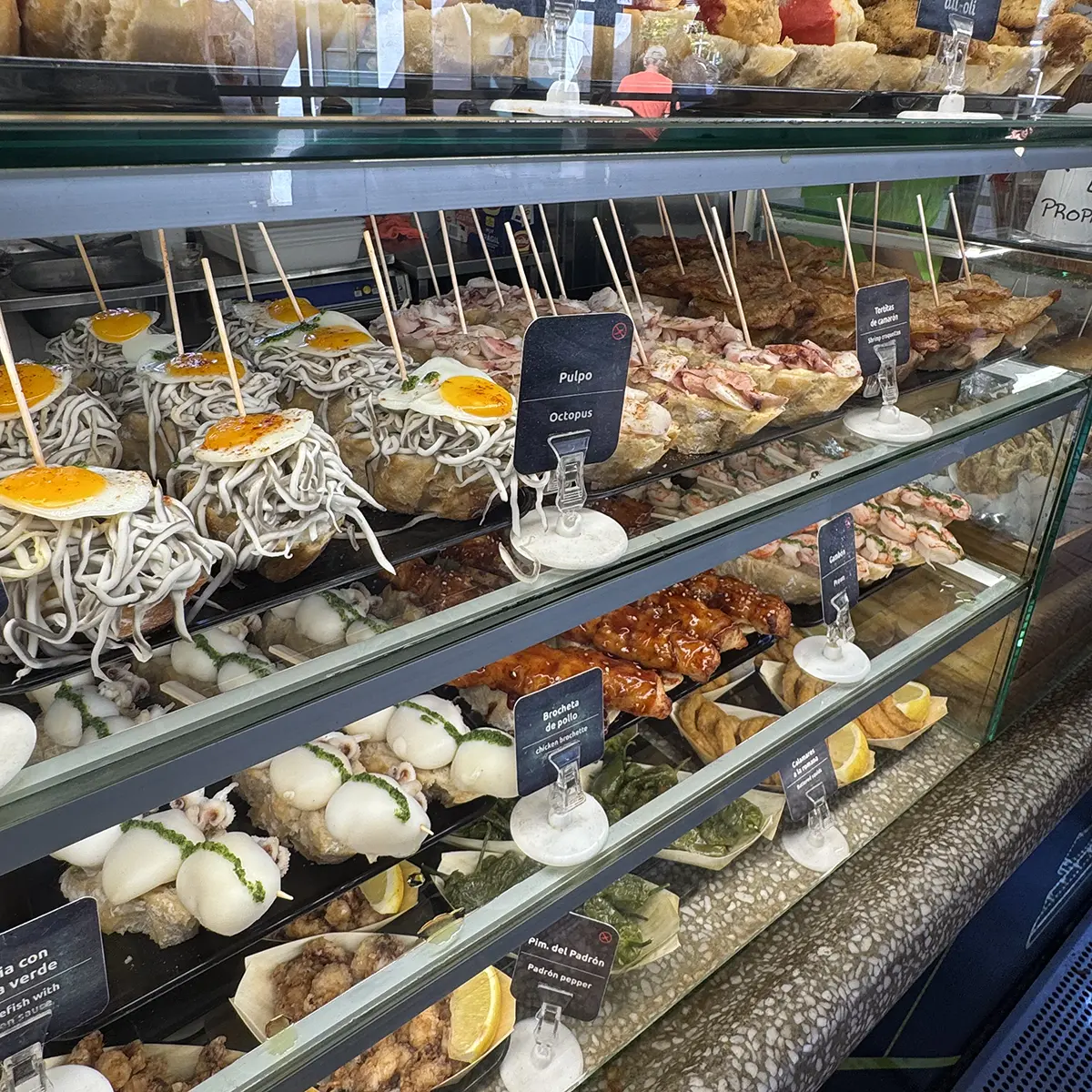 fish market tapas in Mahon