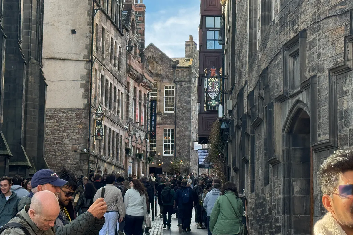 Streets of Edinburgh Old Town