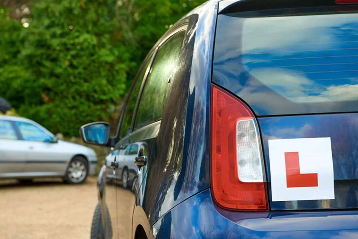 learner driver car