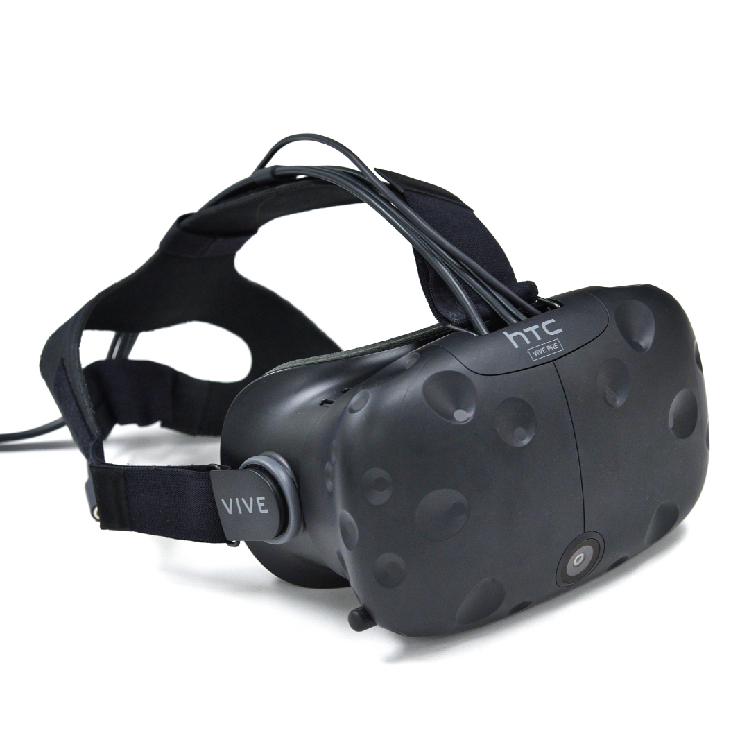 black HTC Vive headset